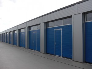 overheaddeur met loopdeur